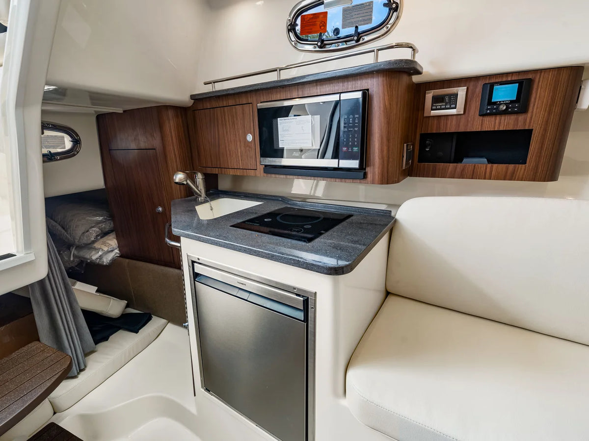 2026 Boston Whaler 285 Conquest 28.0 feet, Clearwater, Florida #68