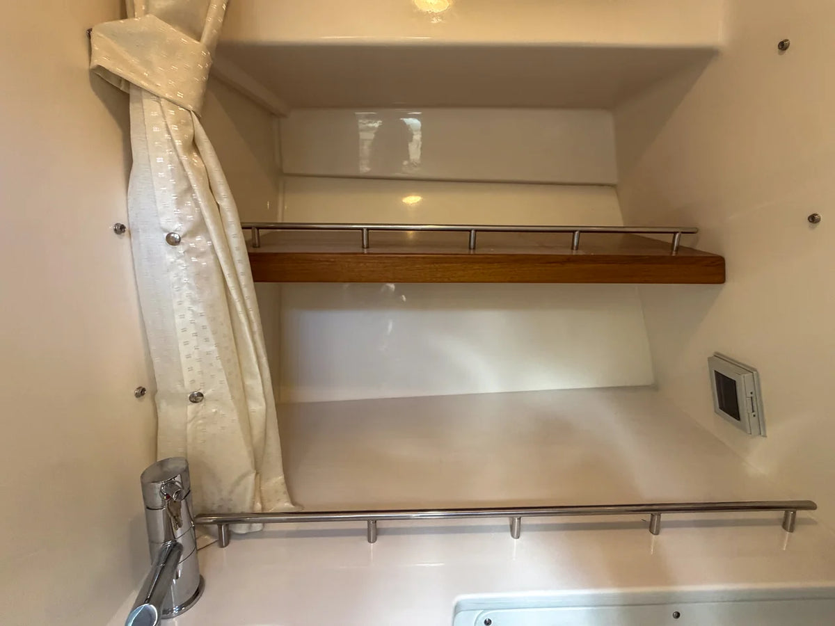 2027 Boston Whaler 350 Realm 35.0 feet, Fort Myers, FL #35