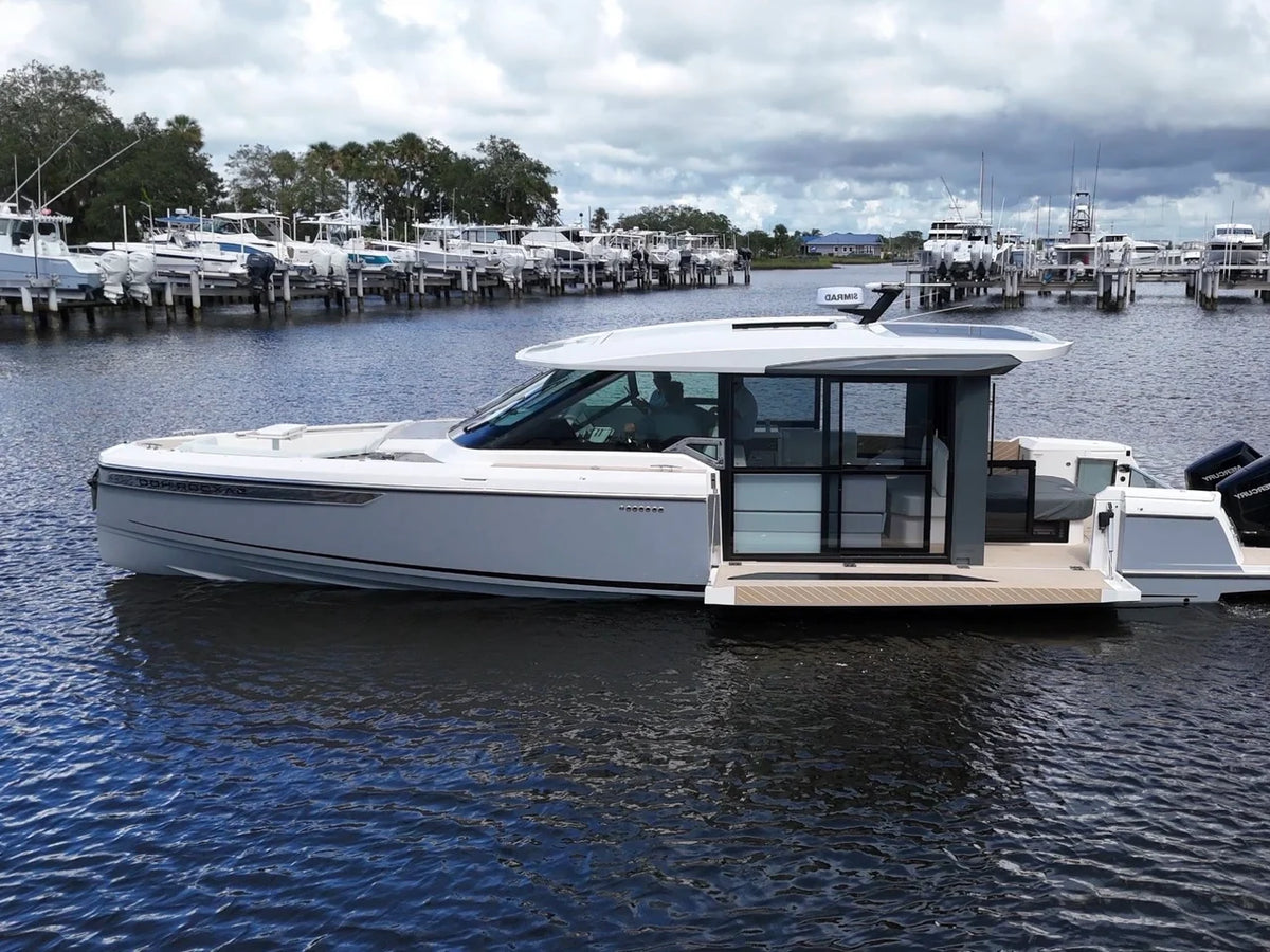 2027 Saxdor 400 GTC 40.0 feet, Jacksonville Beach, Florida #1