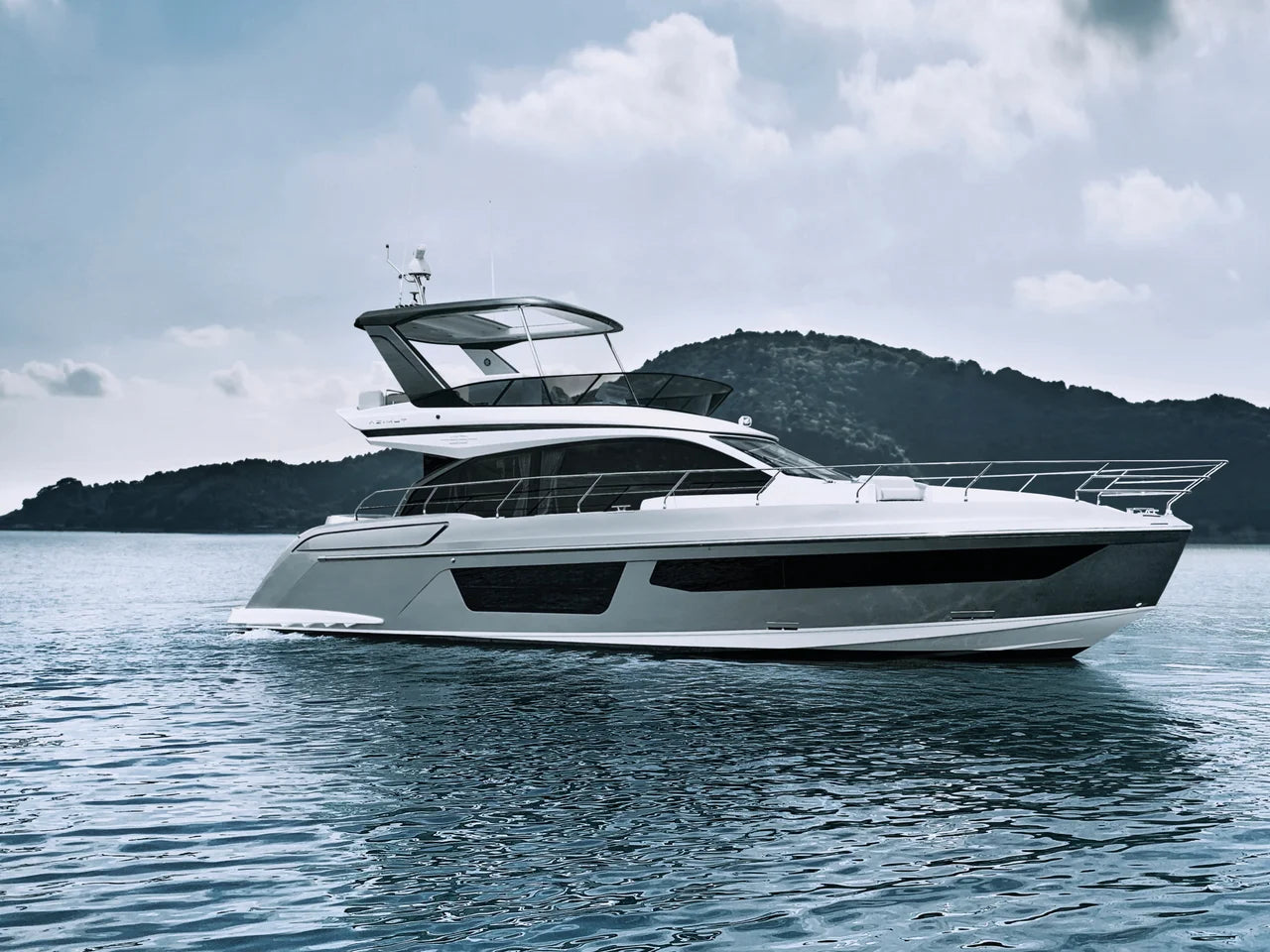 2027 Azimut Fly 53 53.0 feet, Quincy, MA #1