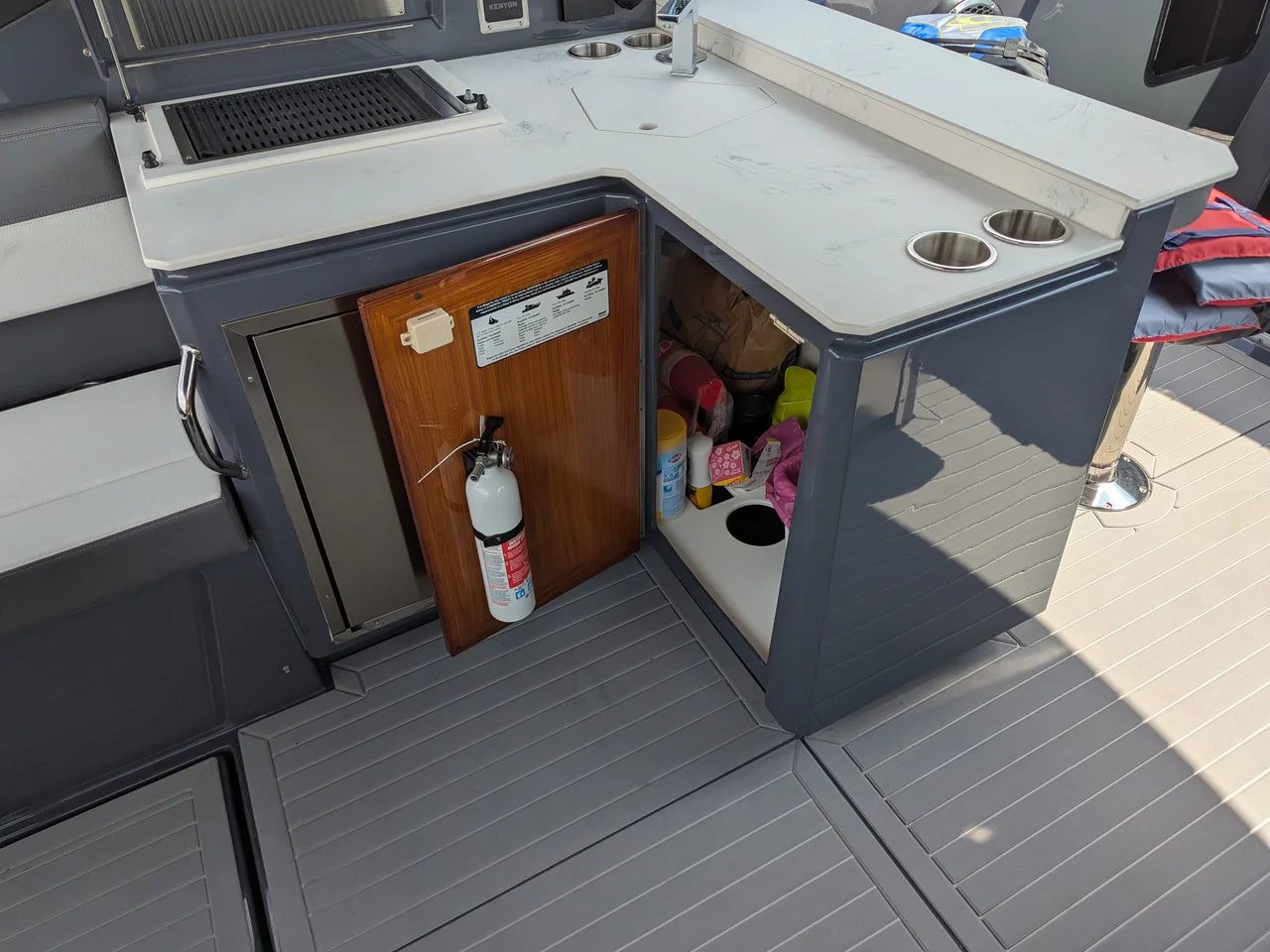 2024 Cruisers Yachts 38 GLS-OB 38.0 feet, Grasonville, MD #25