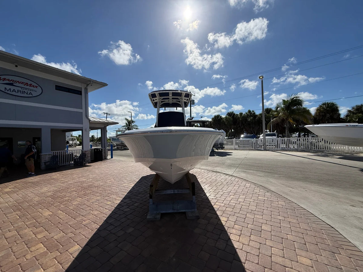 2027 Boston Whaler 220 Dauntless 22.0 feet, Sarasota, FL #9