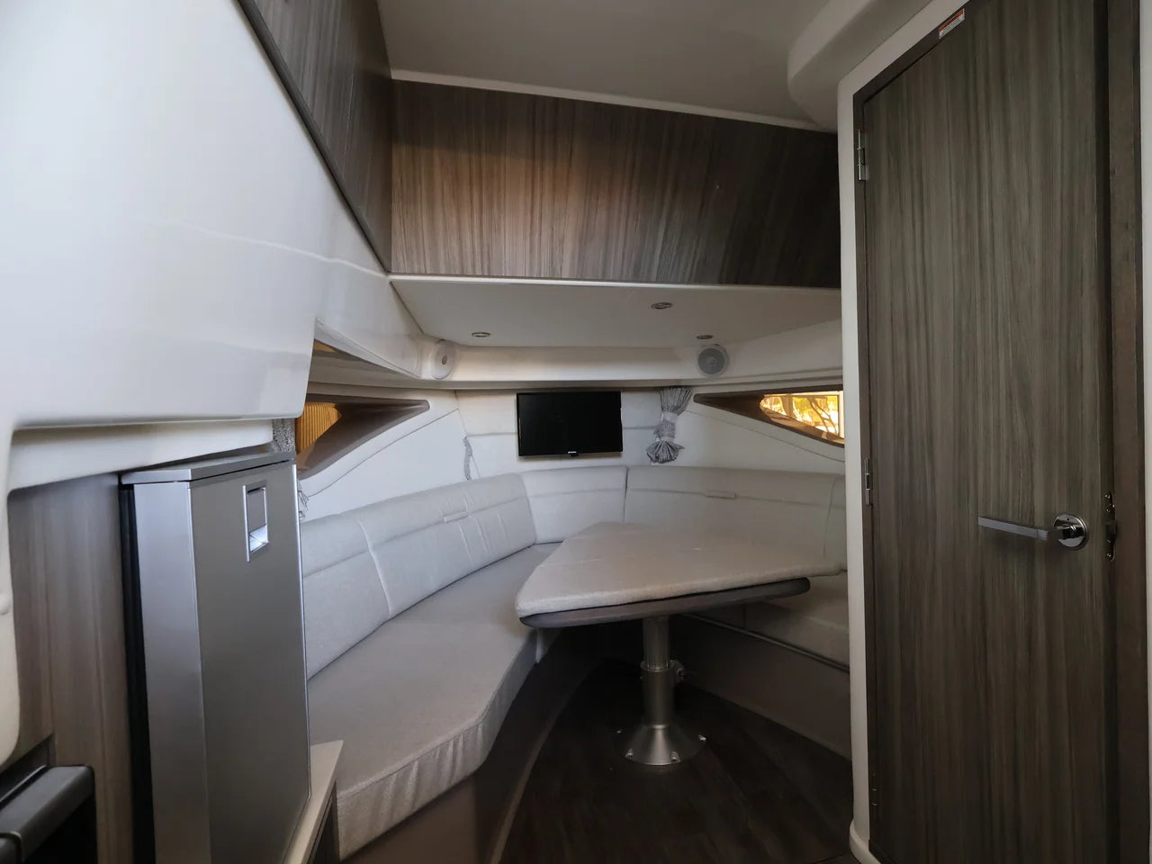 2026 Sea Ray Sundancer 320 Outboard 32.0 feet, Naples, Florida #28