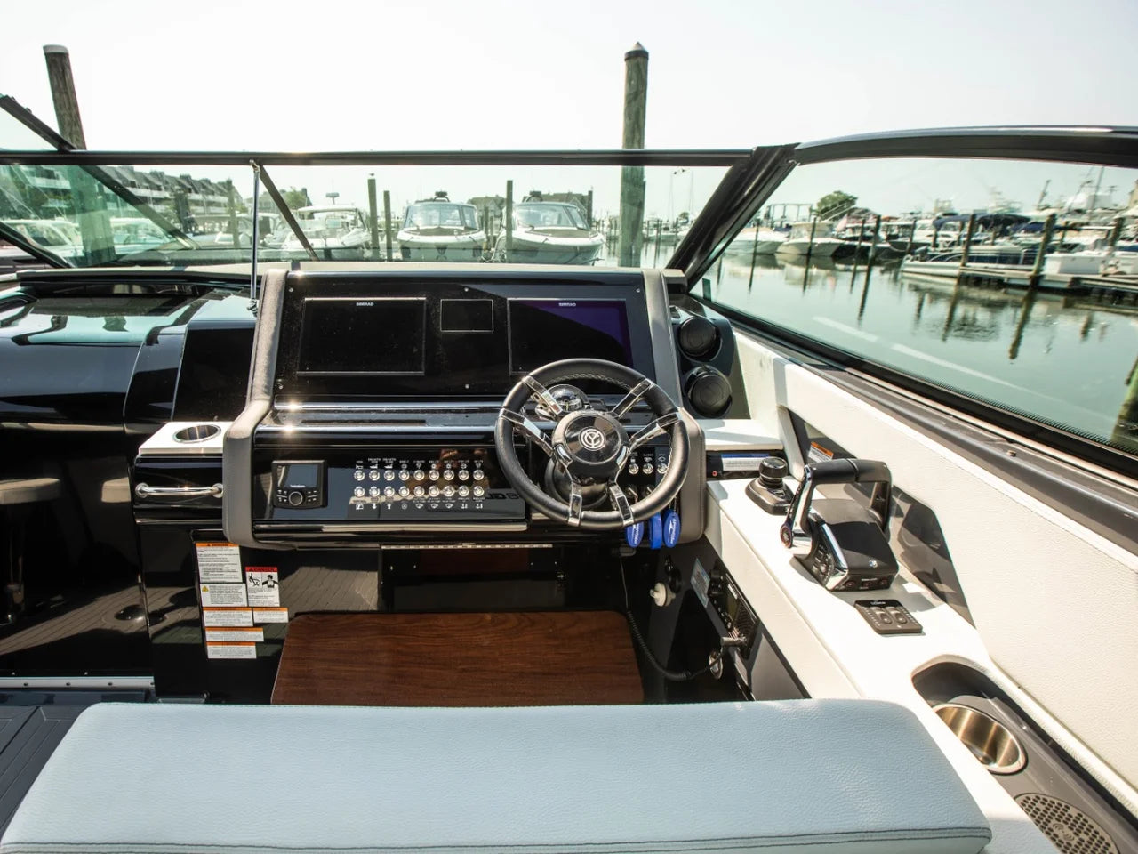 2024 Cruisers Yachts 38 GLS-OB SB 38.0 feet, Clearwater, Florida #54