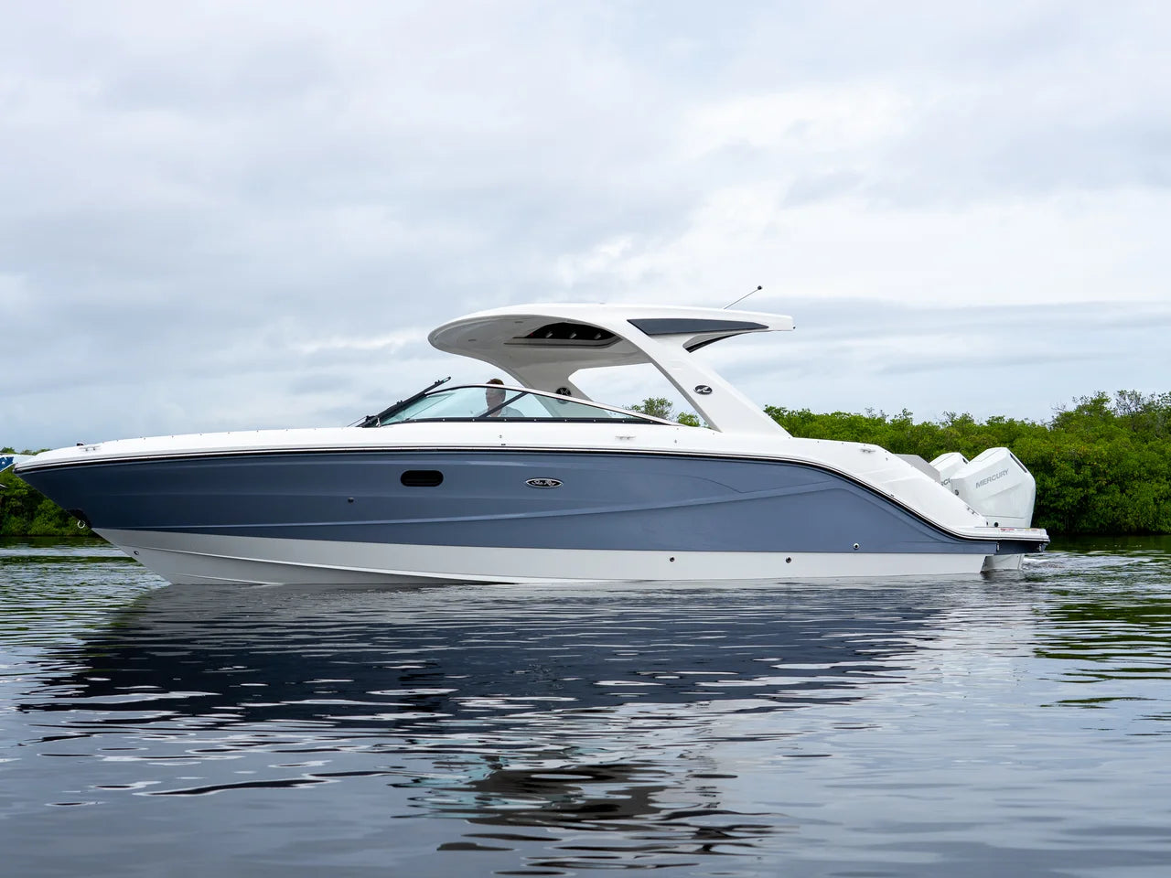2027 Sea Ray SLX 310 Outboard 31.0 feet, Fort Myers, FL #32