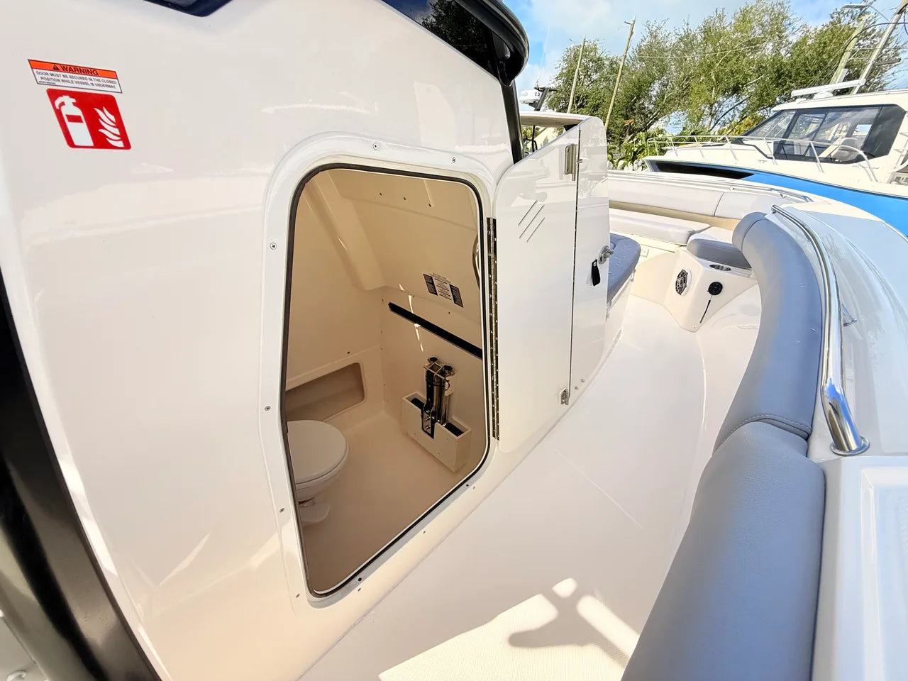 2026 Boston Whaler 280 Outrage 28.0 feet, St Petersburg, FL #44