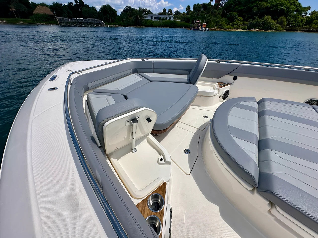 2026 Boston Whaler 420 Outrage 42.0 feet, Jupiter, Florida #21