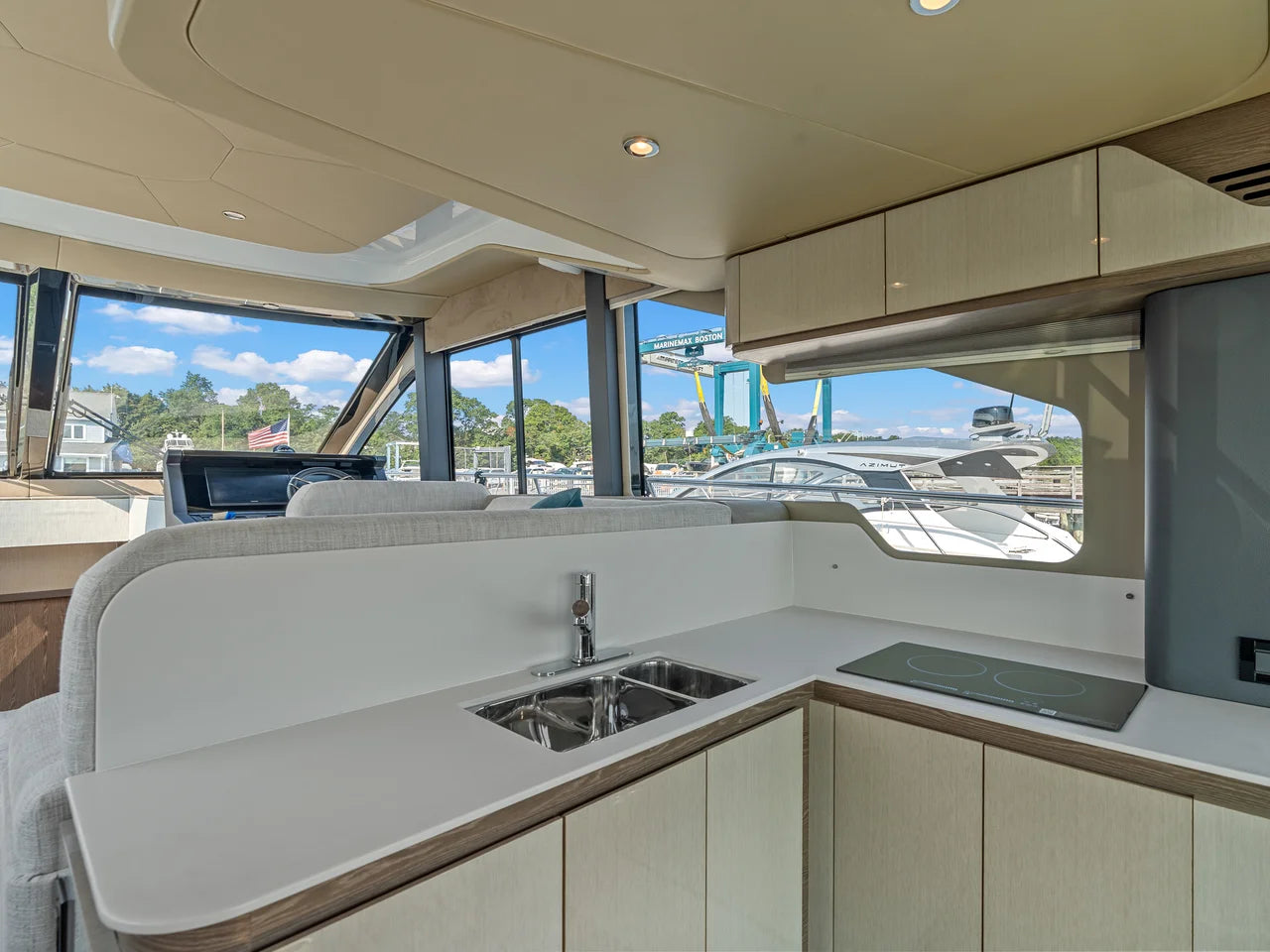 2027 Cruisers Yachts 50 FLY 50.0 feet, Quincy, MA #16