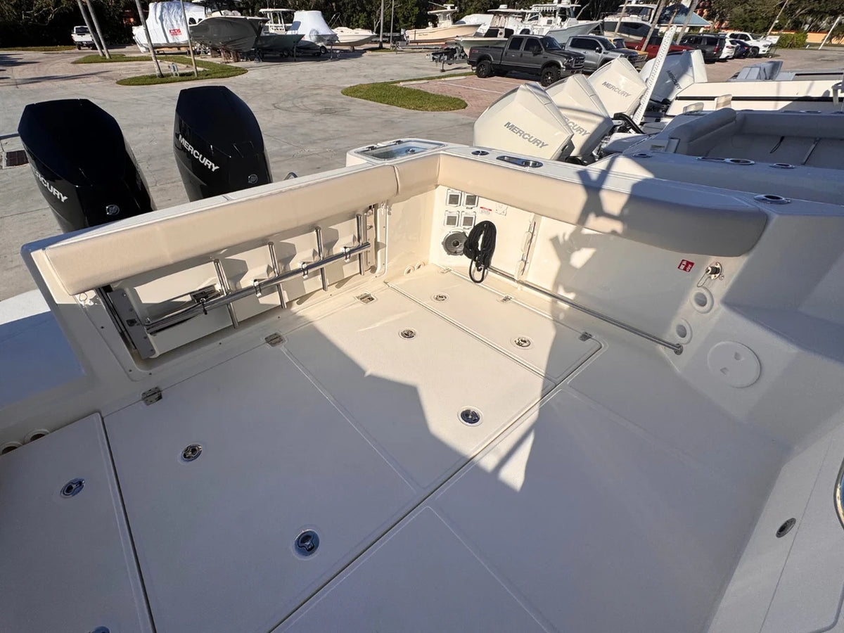 2026 Boston Whaler 325 Conquest 32.0 feet, Stuart, Florida #12