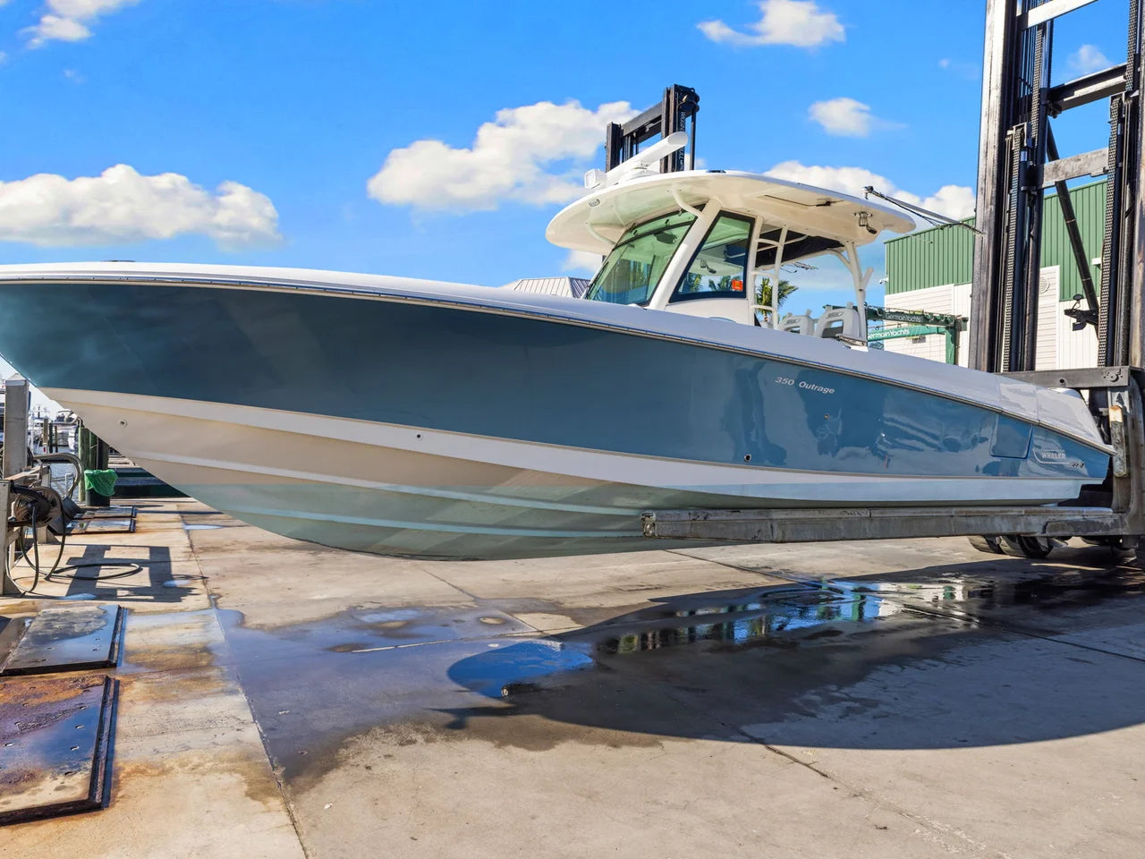 2014 Boston Whaler 350 OUTRAGE 35.0 feet, Naples, Florida #15