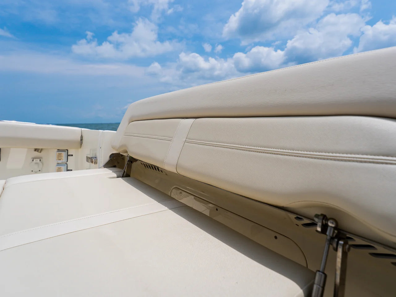 2023 Boston Whaler 350 Realm 35.0 feet, Clearwater, Florida #106
