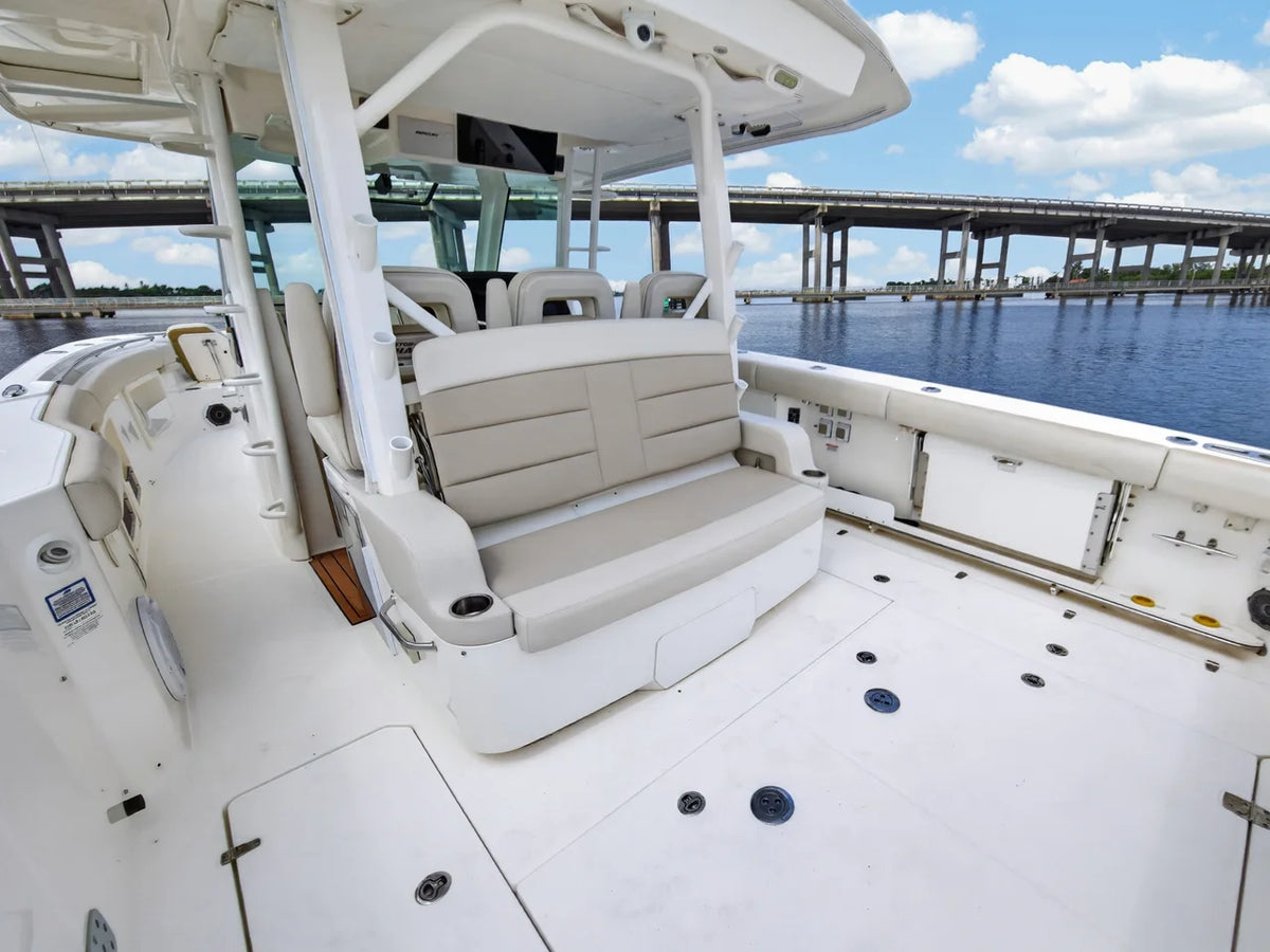 2018 Boston Whaler 380 OUTRAGE 38.0 feet, Stuart, Florida #45
