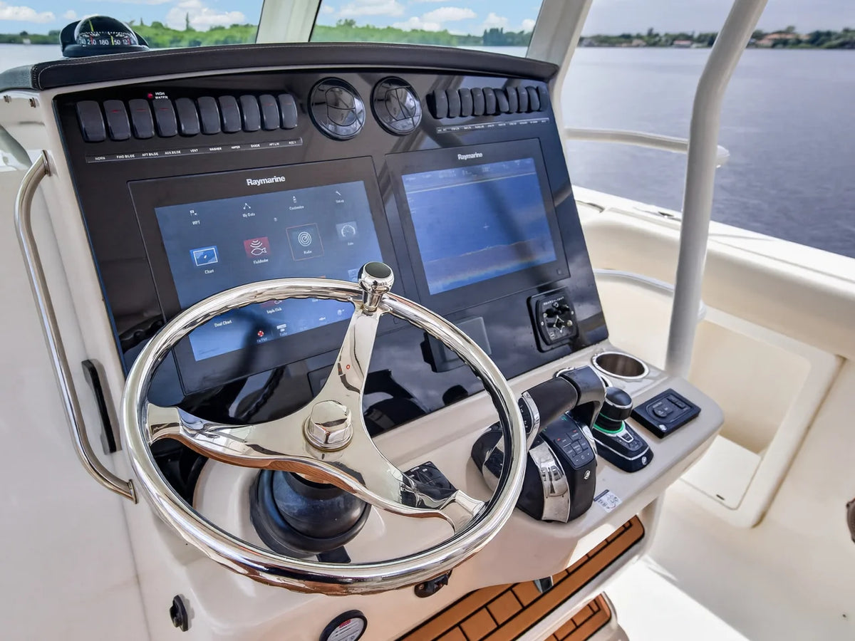 2018 Boston Whaler 380 OUTRAGE 38.0 feet, Stuart, Florida #65