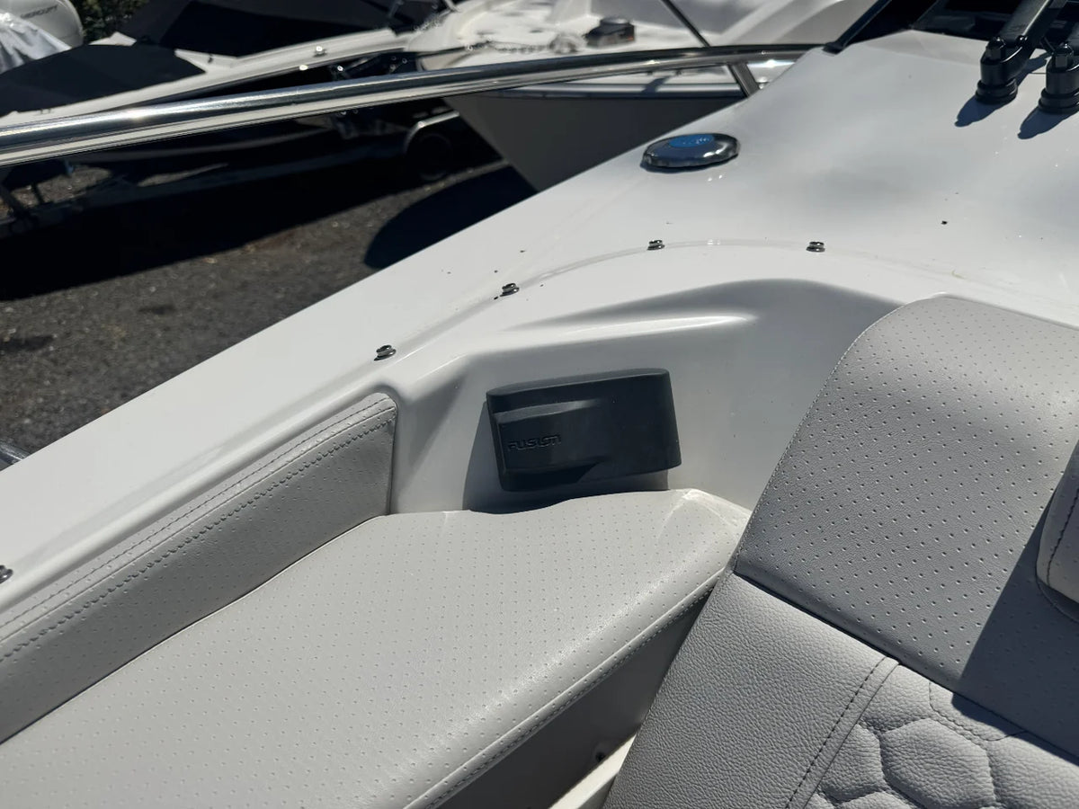 2026 Sea Ray Sundancer 320 Outboard 32.0 feet, Huntington, NY #43