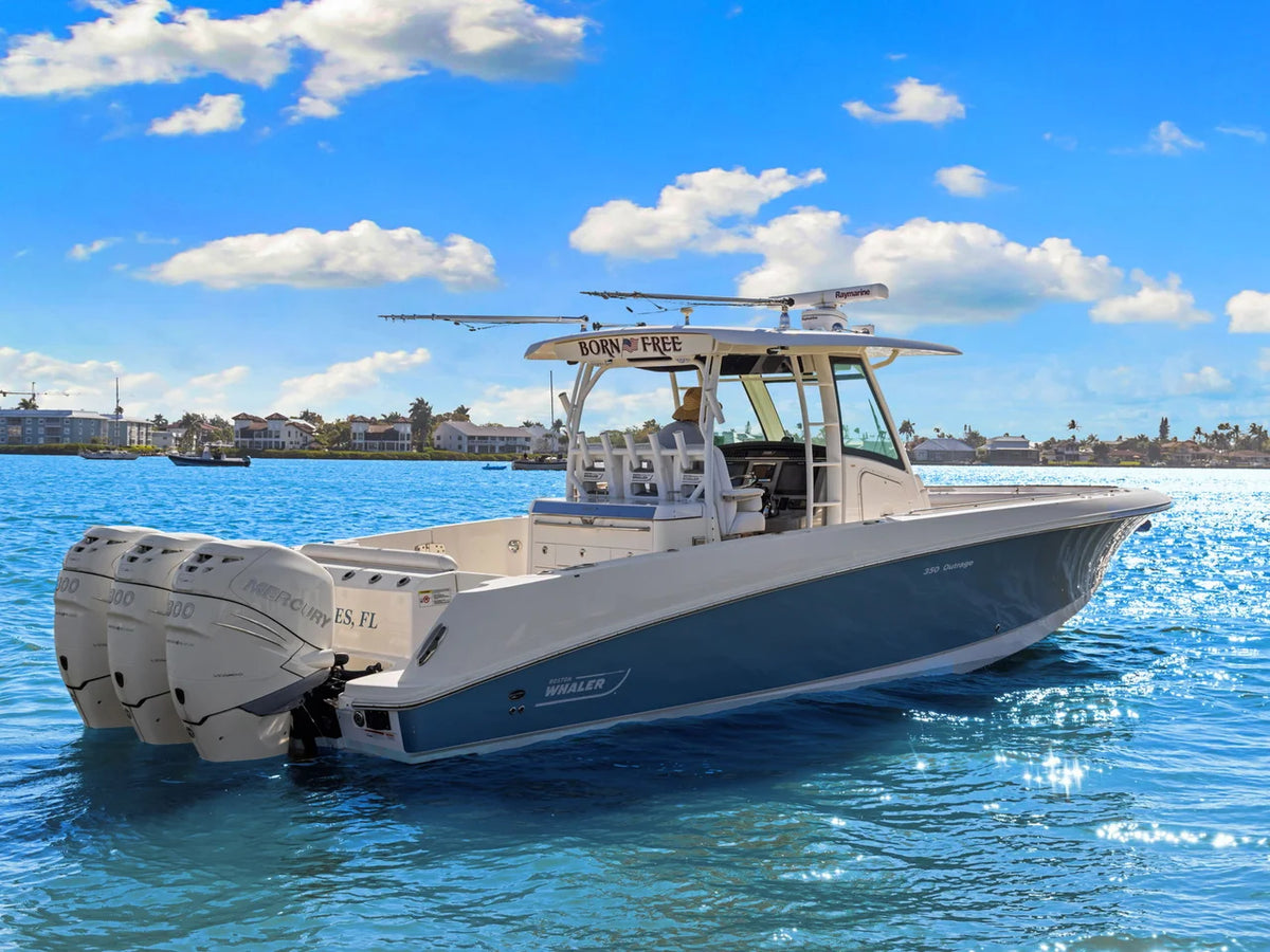 2014 Boston Whaler 350 OUTRAGE 35.0 feet, Naples, Florida #4