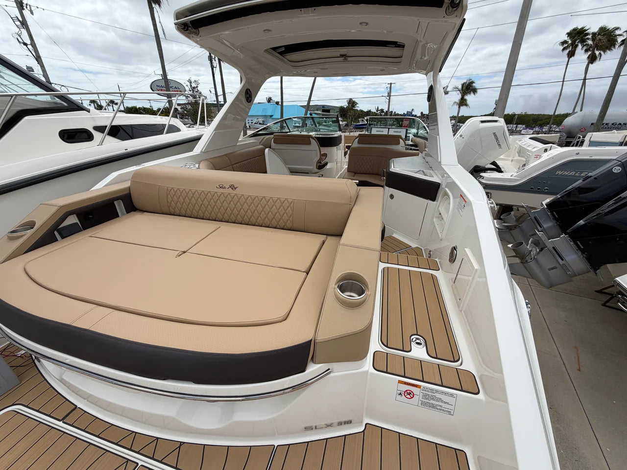2026 Sea Ray SLX 310 Outboard 31.0 feet, Stuart, Florida #17