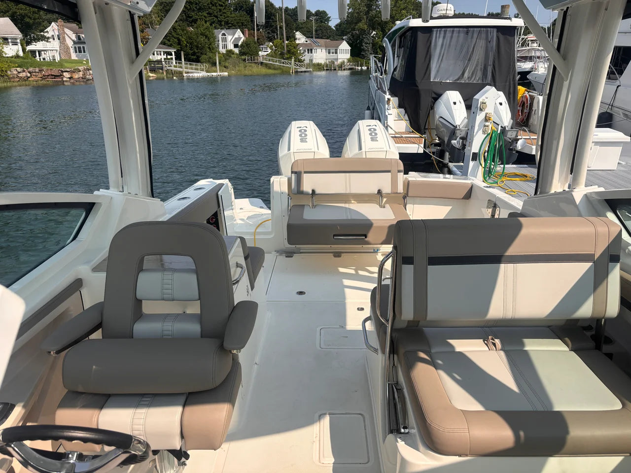 2025 Boston Whaler 280 VANTAGE 28.0 feet, Westbrook, Connecticut #5