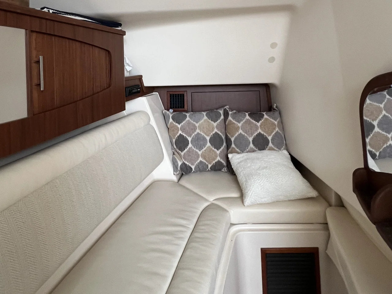 2017 Grady-White 375 FREEDOM 37.0 feet, Huntington, NY #22