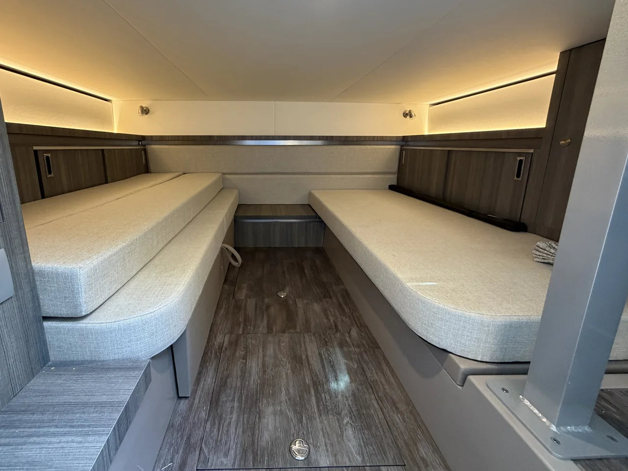 2026 Sea Ray Sundancer 320 Outboard 32.0 feet, Miami, FL #60