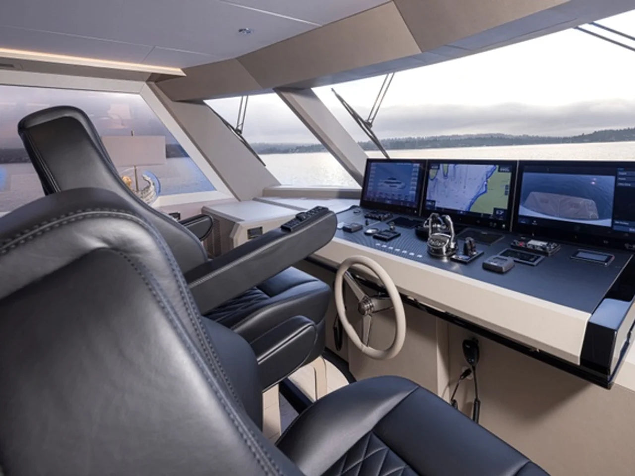 2027 Ocean Alexander 27R 93.0 feet, Pompano Beach, FL #47