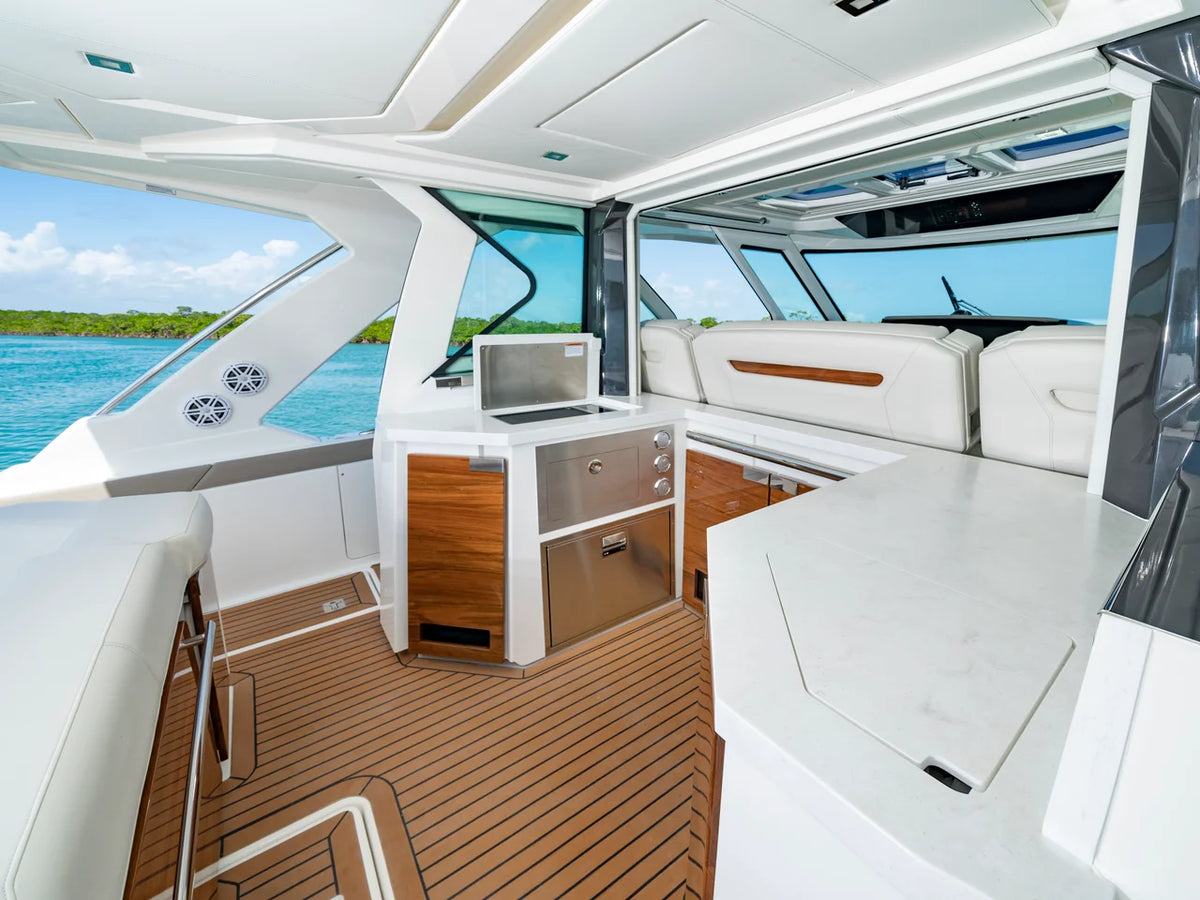 2026 Tiara Yachts 48 LS 48.0 feet, Naples, Florida #8