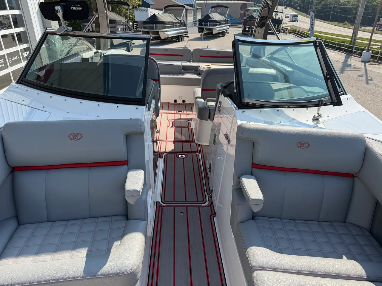 2022 Cobalt R30 30.0 feet, Lake Ozark, MO #32