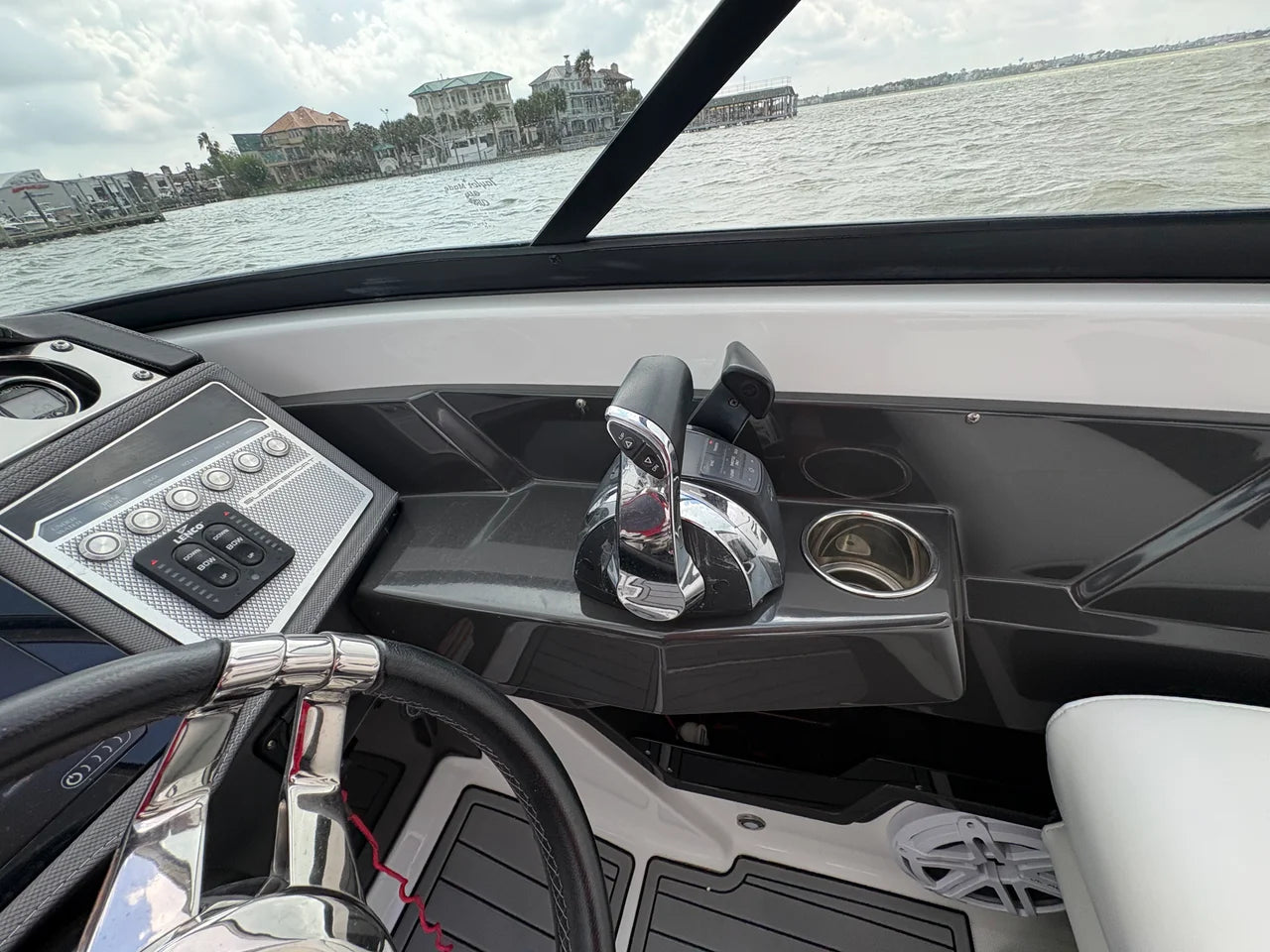 2019 Monterey 305 SS 31.0 feet, Seabrook, TX #36