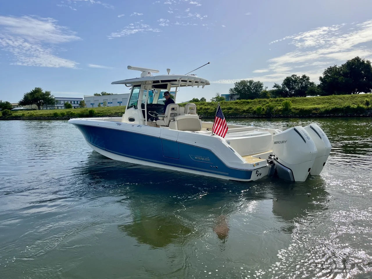 2020 Boston Whaler 330 OUTRAGE 33.0 feet, Venice, Florida #12