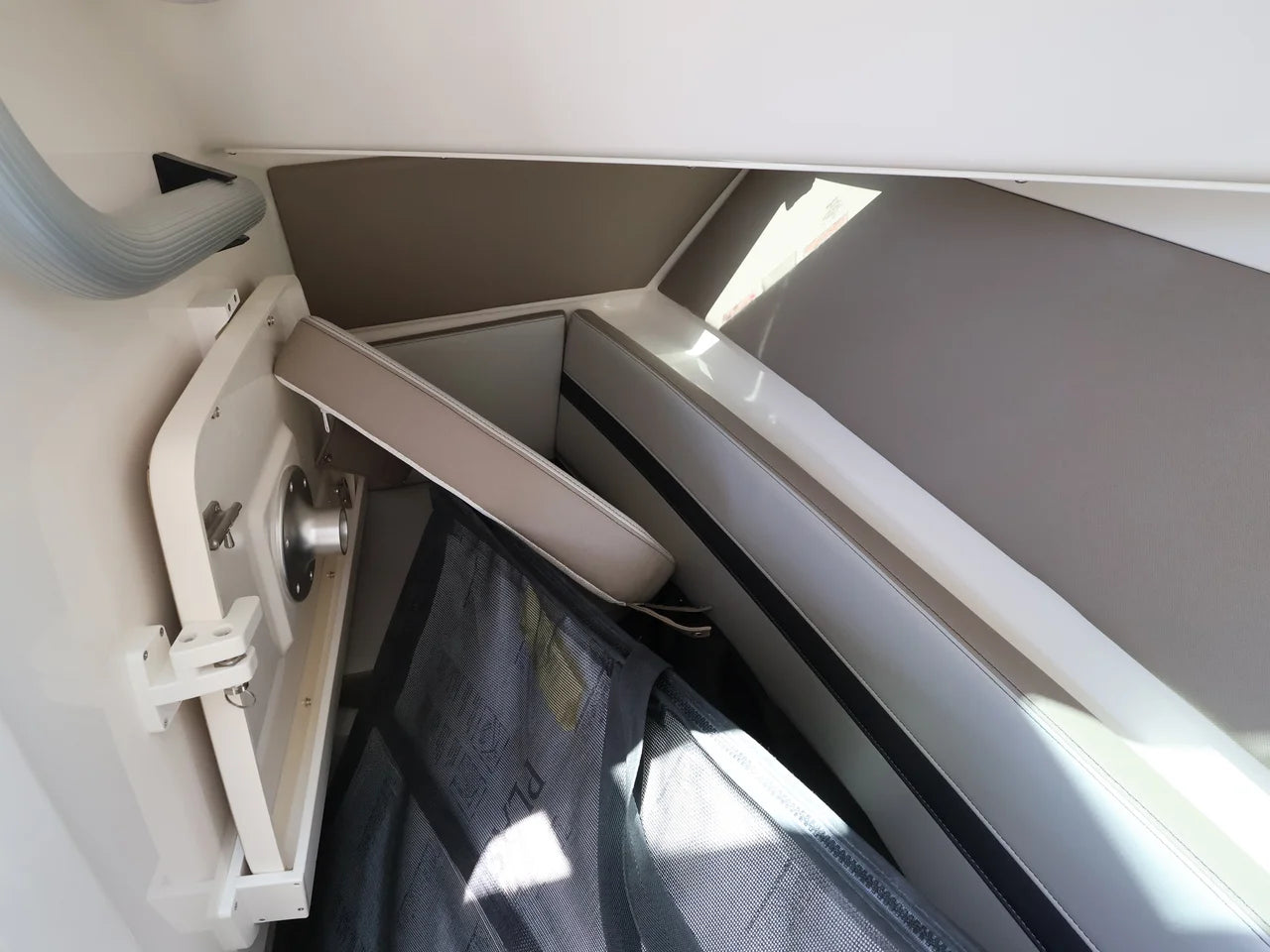 2026 Boston Whaler 330 Vantage 33.0 feet, Naples, Florida #33