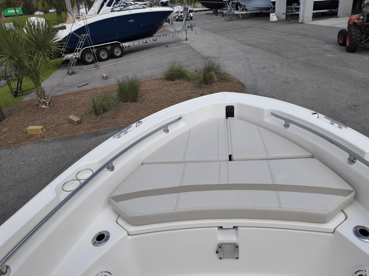 2025 Boston Whaler 220 Dauntless 22.0 feet, Charleston, SC #26