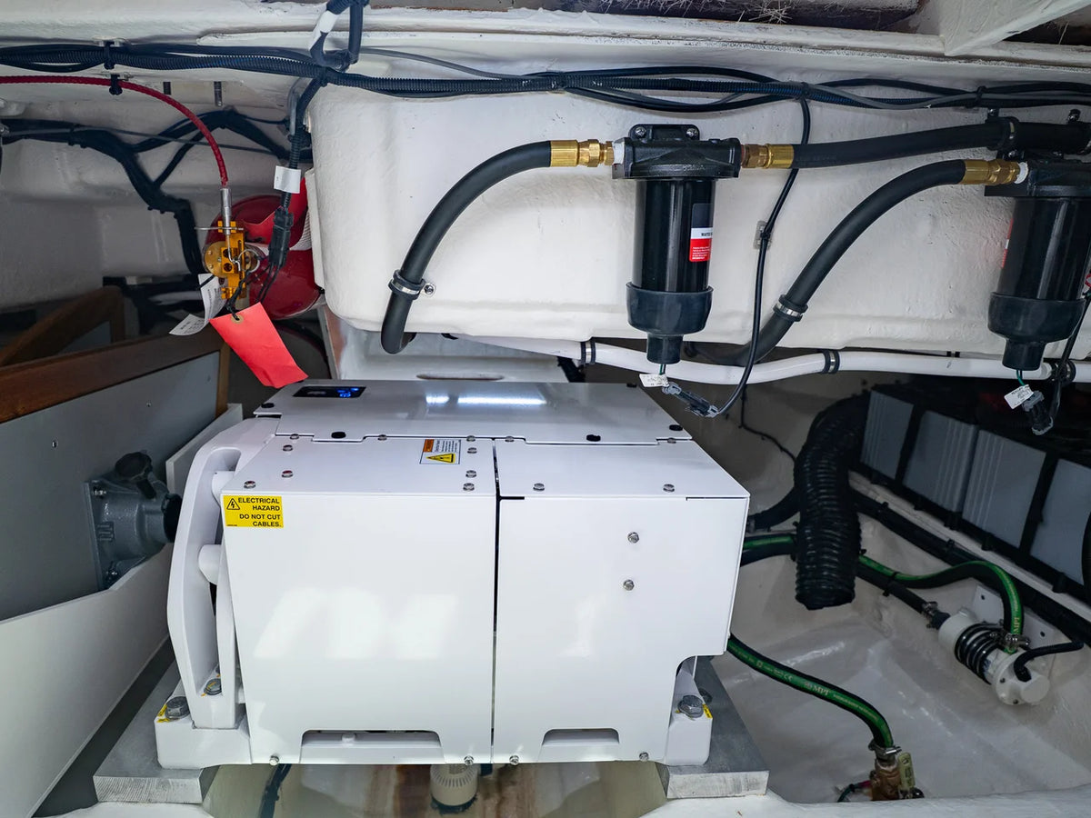 2026 Sea Ray Sundancer 370 Outboard 37.0 feet, Clearwater, Florida #83