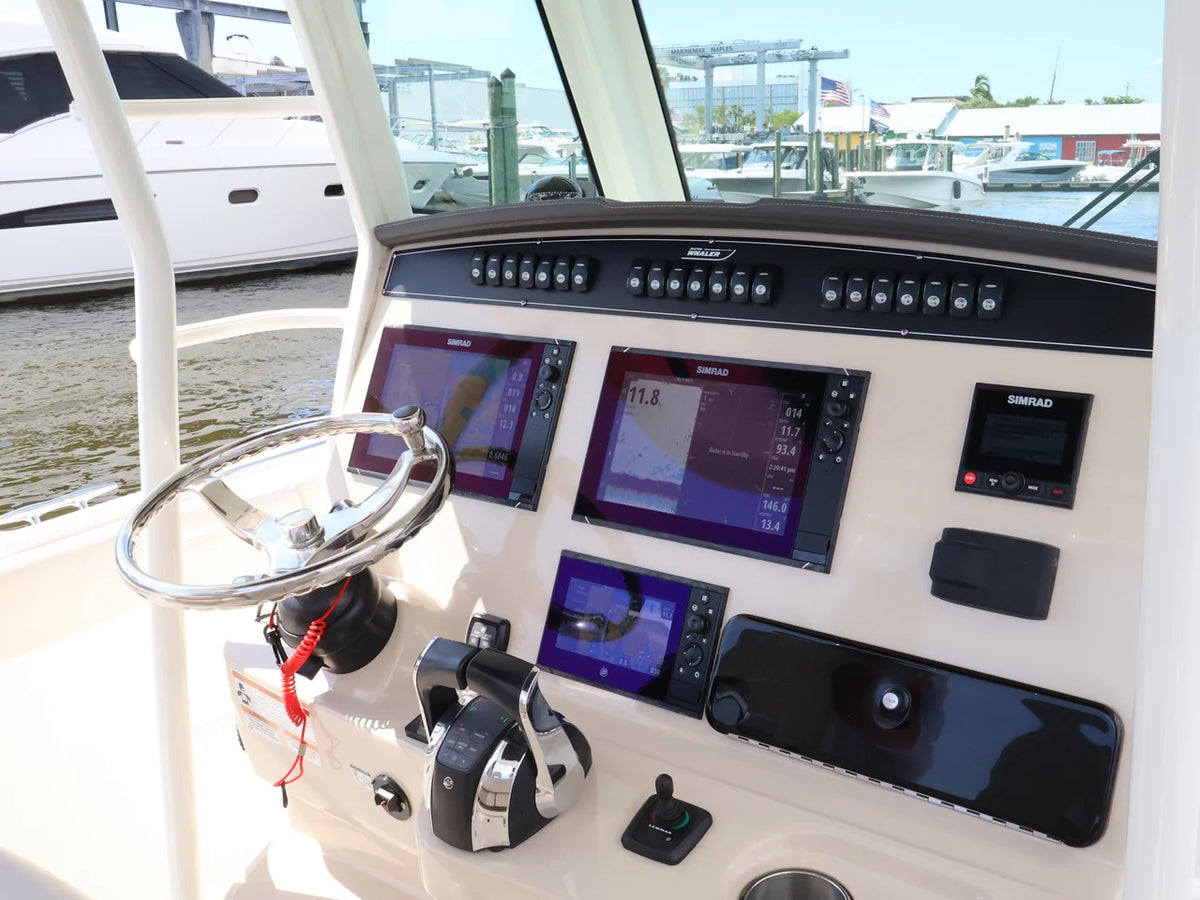 2018 Boston Whaler 330 Outrage 33.0 feet, Naples, Florida #25