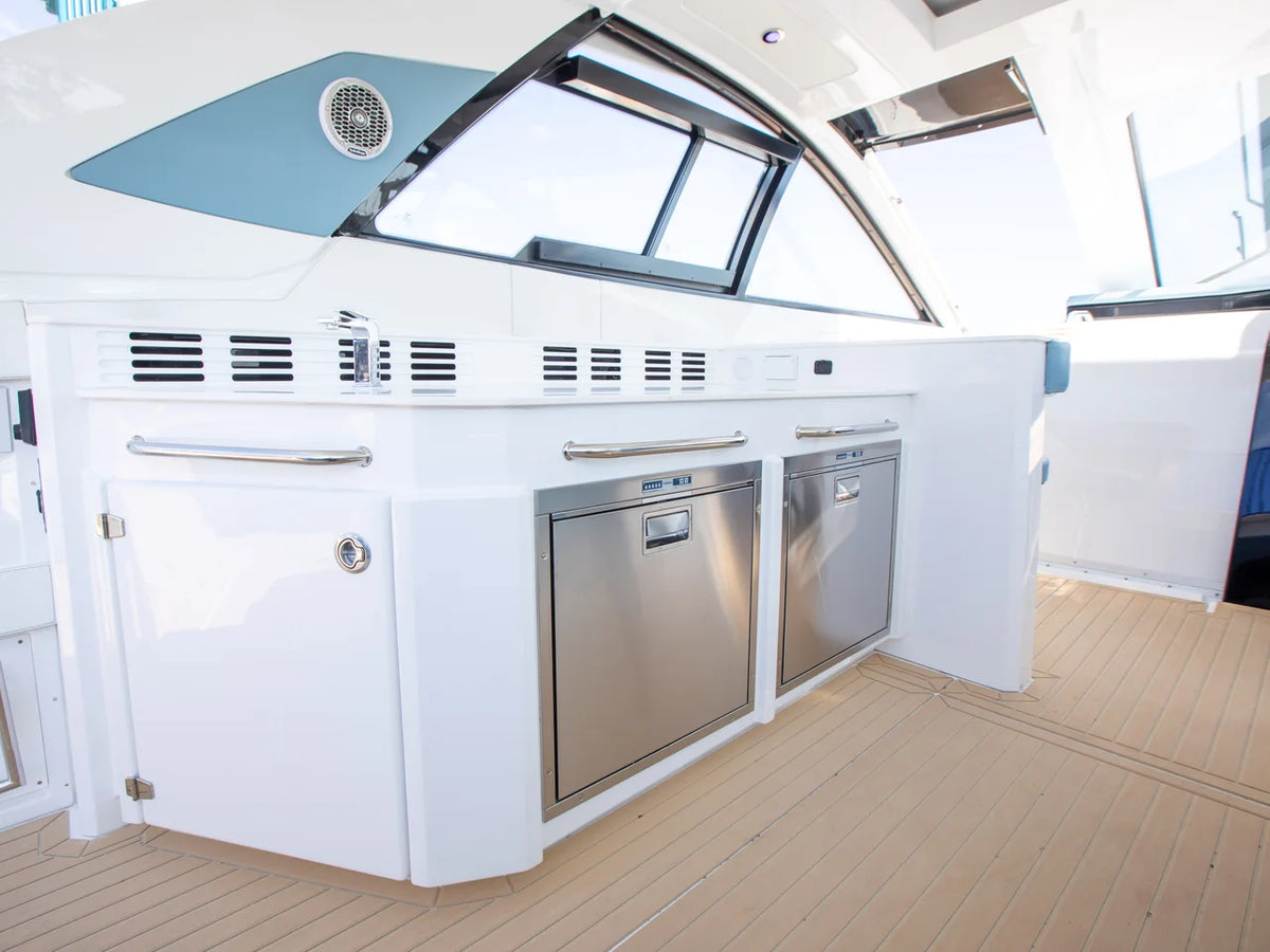 2027 Cruisers Yachts 42 GLS Outboard 42.0 feet, Brick Township, New Jersey #18