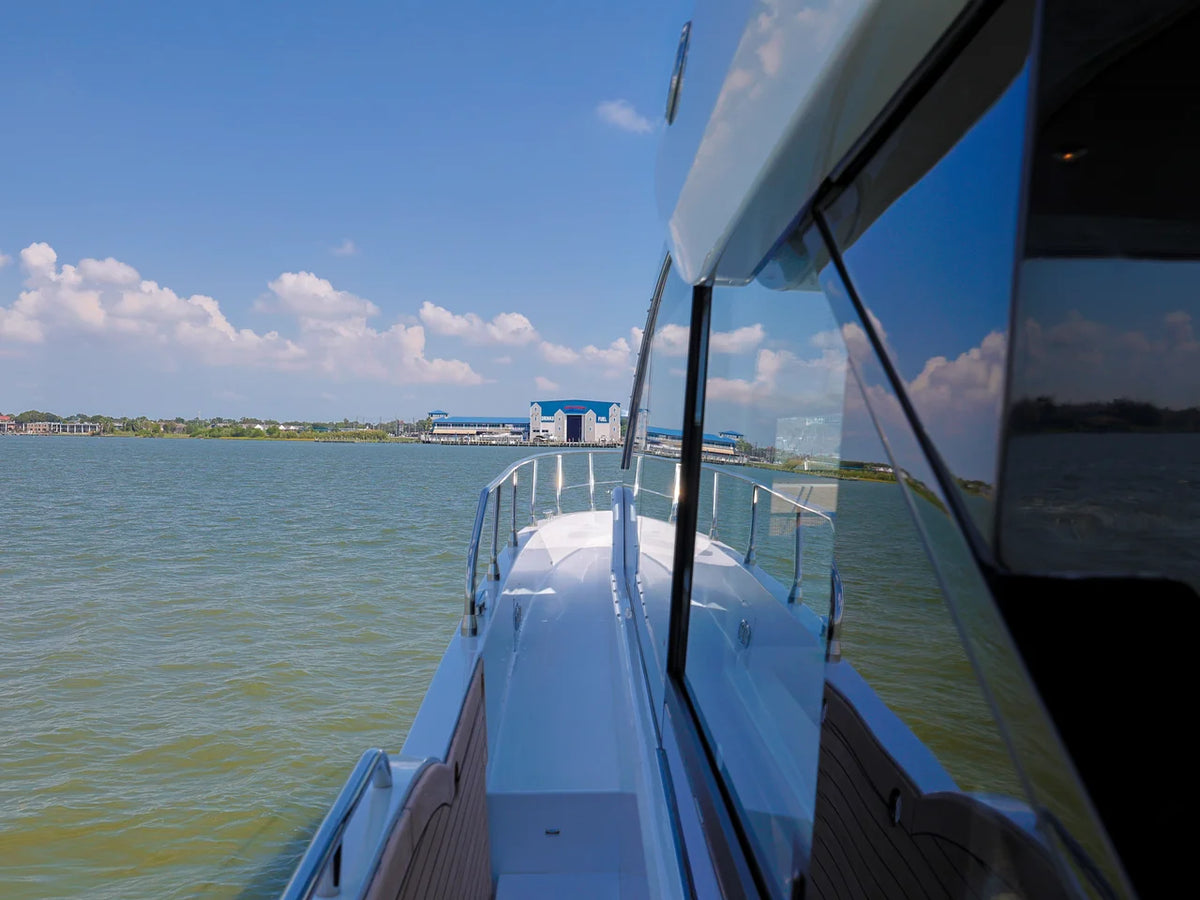 2027 Cruisers Yachts 57 FLY 57.0 feet, Seabrook, TX #11