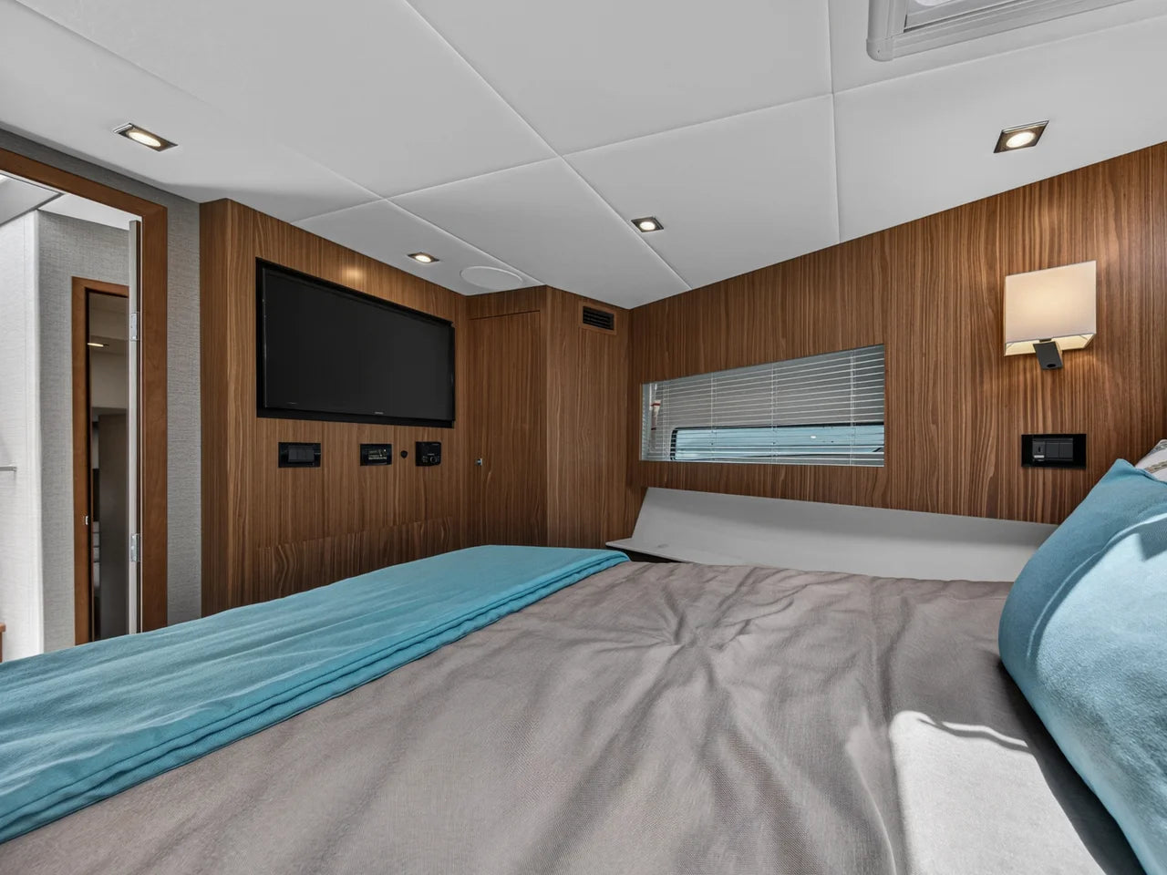 2026 Cruisers Yachts 46 Cantius 46.0 feet, Stuart, Florida #47