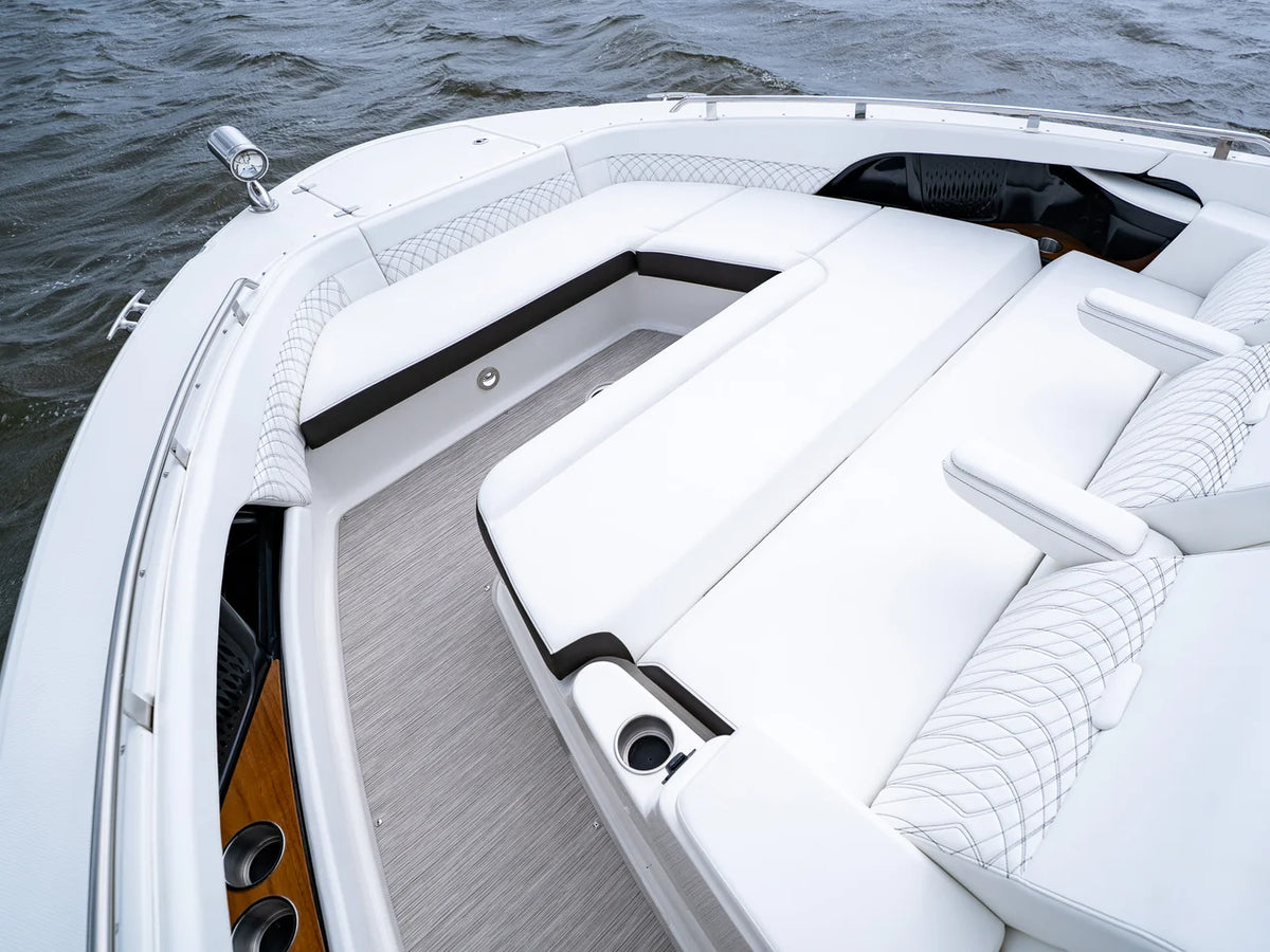 2026 Sea Ray Sundancer 370 Outboard 37.0 feet, Clearwater, Florida #28