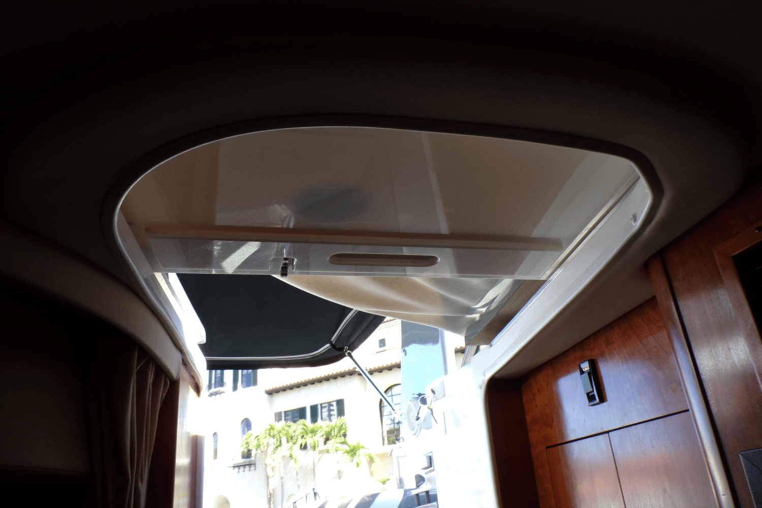 2005 Cruisers Yachts 370 EXPRESS 37.0 feet, Naples, FL #43