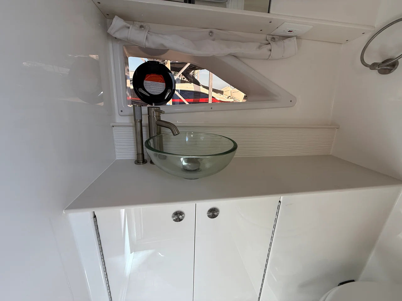 2027 Sea Ray Sundancer 320 Outboard 32.0 feet, Sarasota, FL #21