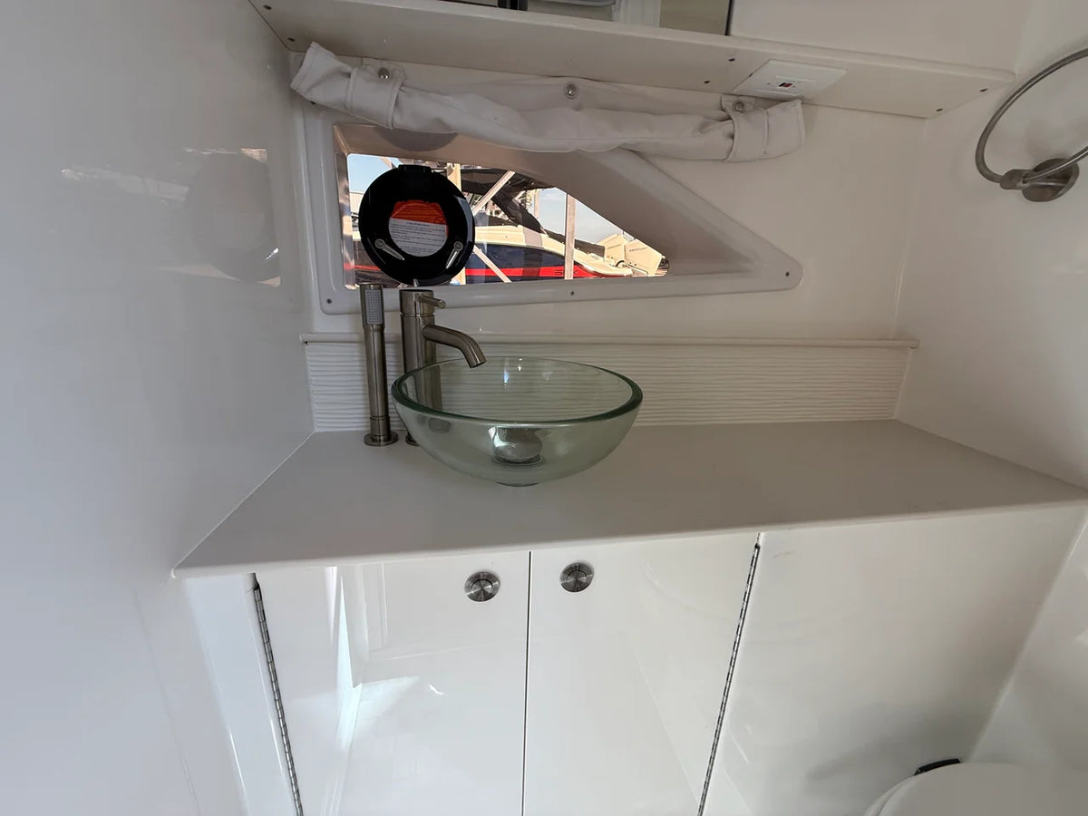 2027 Sea Ray Sundancer 320 Outboard 32.0 feet, Sarasota, FL #21