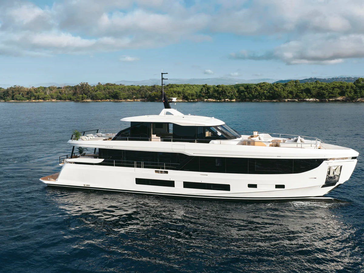 2027 Azimut Grande 30M 94.0 feet, Inuvik, Northwest Territories #7