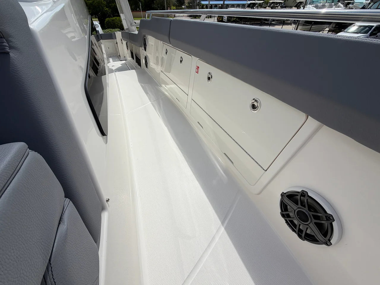 2026 Boston Whaler 420 Outrage 42.0 feet, Stuart, Florida #40