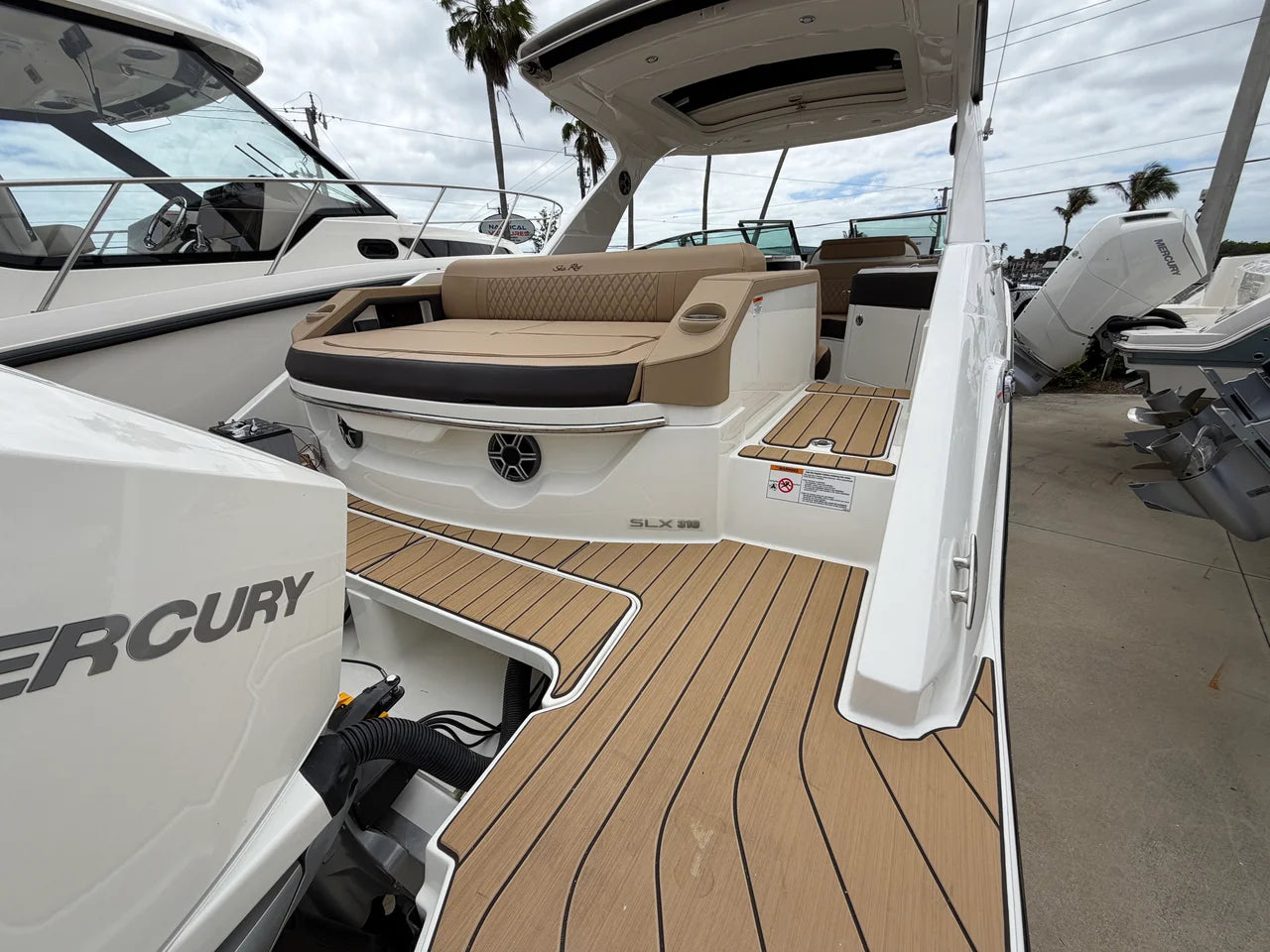 2026 Sea Ray SLX 310 Outboard 31.0 feet, Stuart, Florida #16