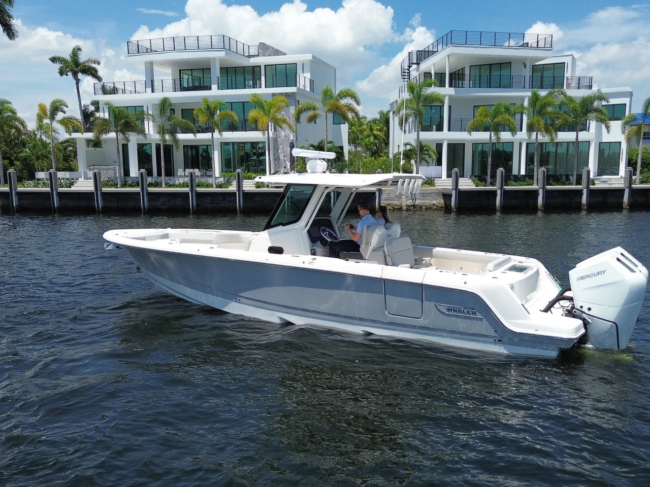 2026 Boston Whaler 330 Outrage 33.0 feet, Pompano Beach, Florida #8