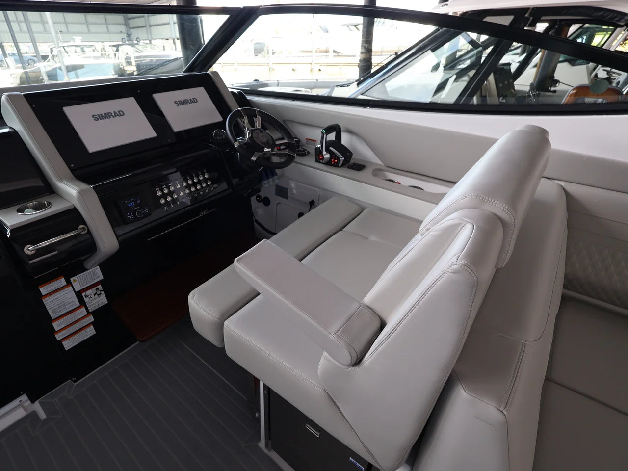 2026 Cruisers Yachts 38 GLS Outboard 38.0 feet, Naples, Florida #26