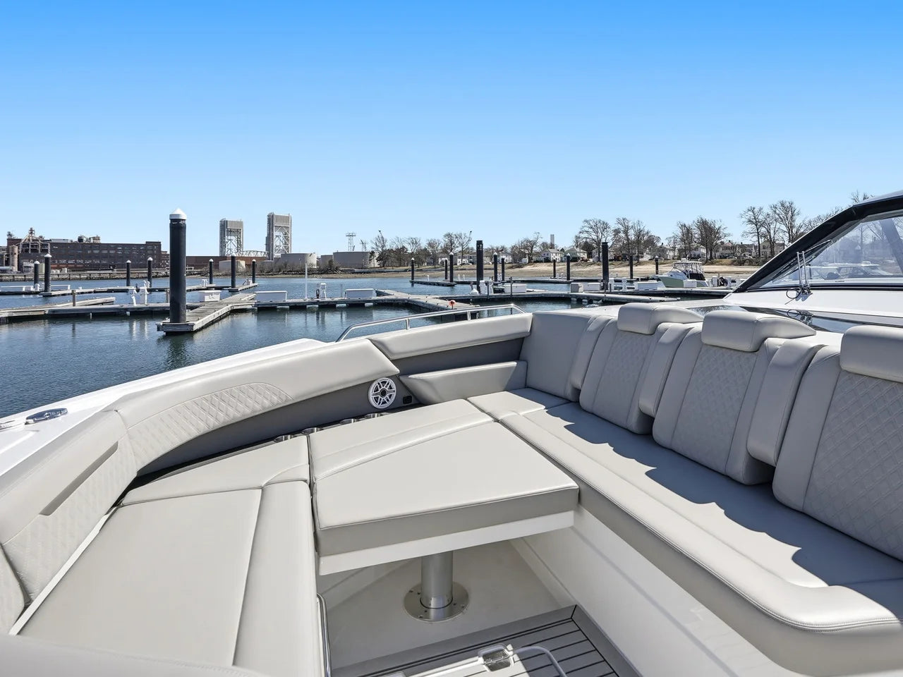2026 Cruisers Yachts 50GLS OB 50.0 feet, Quincy, MA #51