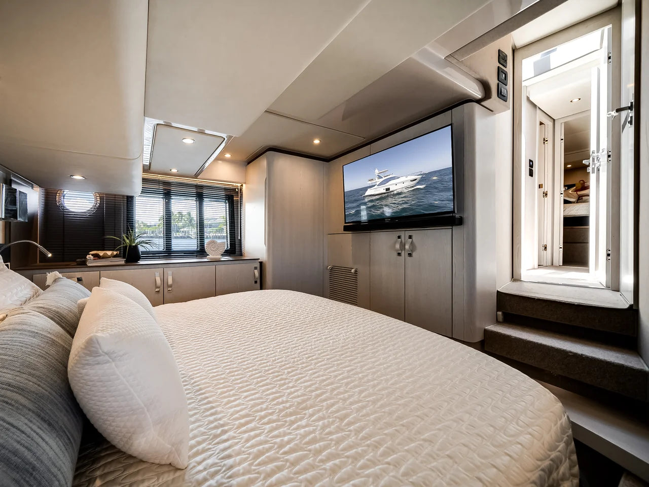 2021 Azimut FLY 50 50.0 feet, Pompano Beach, Florida #51