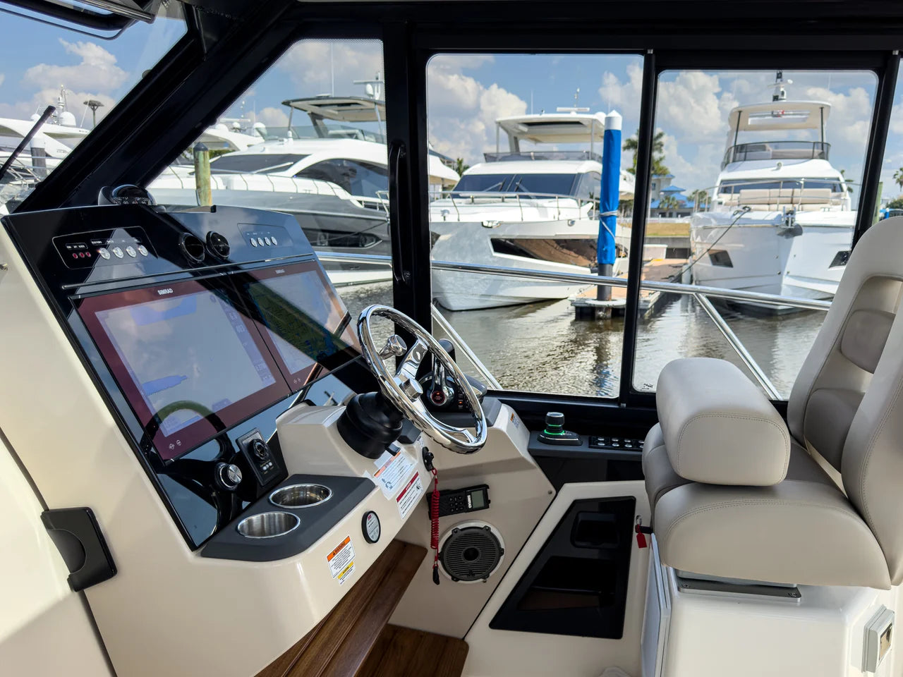 2026 Boston Whaler 365 Conquest 36.0 feet, Fort Myers, FL #16