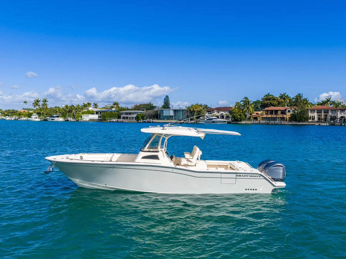 2024 Grady-White 326 CAN 33.0 feet, Miami, FL #1