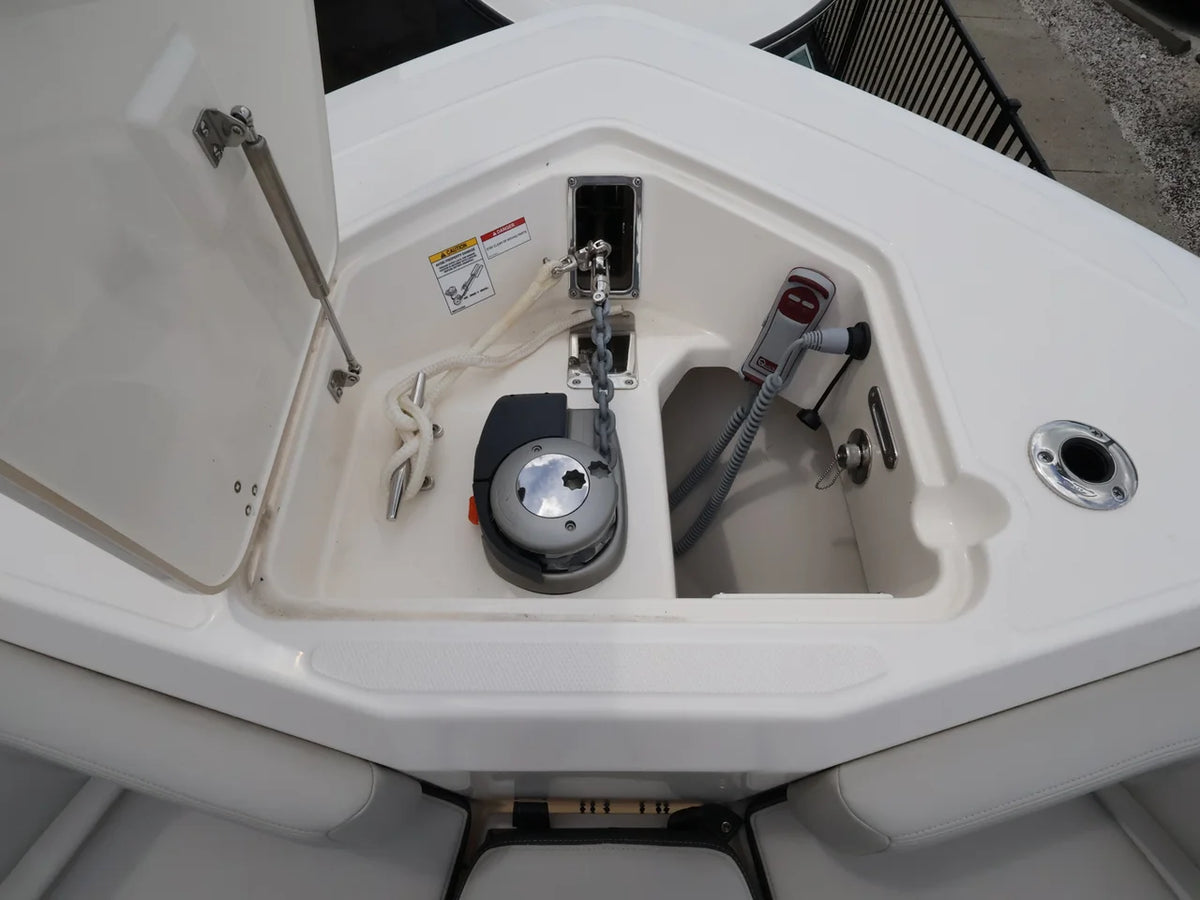 2026 Boston Whaler 330 Outrage 33.0 feet, Naples, Florida #46