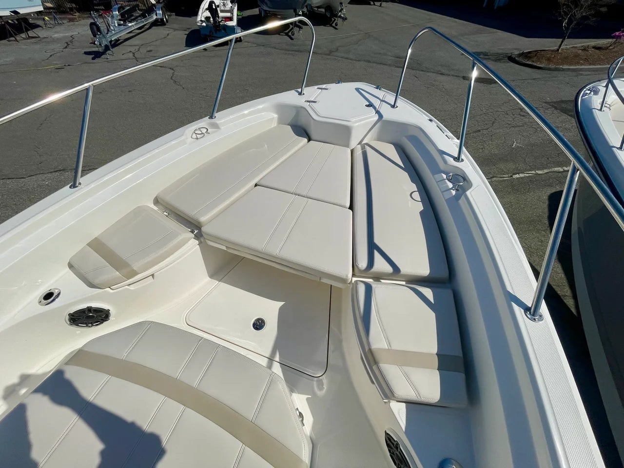 2026 Boston Whaler 280 Dauntless 28.0 feet, Danvers, Massachusetts #18